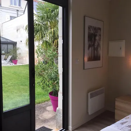 Dans Dépendance Maison De + Abri Vélos *